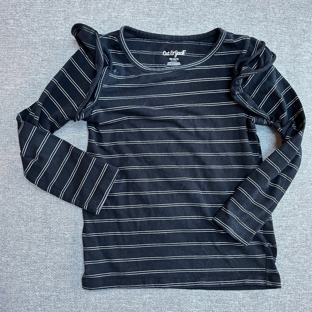 Girls cat & Jack size XS 4/5